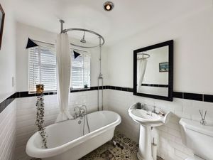 Photo 1- click for photo gallery